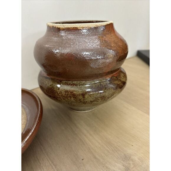 Signed Studio Art Pottery Drip Glaze‎ Pot/Crock 6"x5" W/ Lid  Butter Bell - Picture 7 of 11